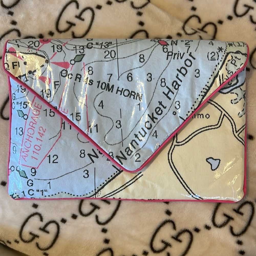 Nantucket themed Must have 📣Rare ❤️clutch by babs done handmade bags❤️